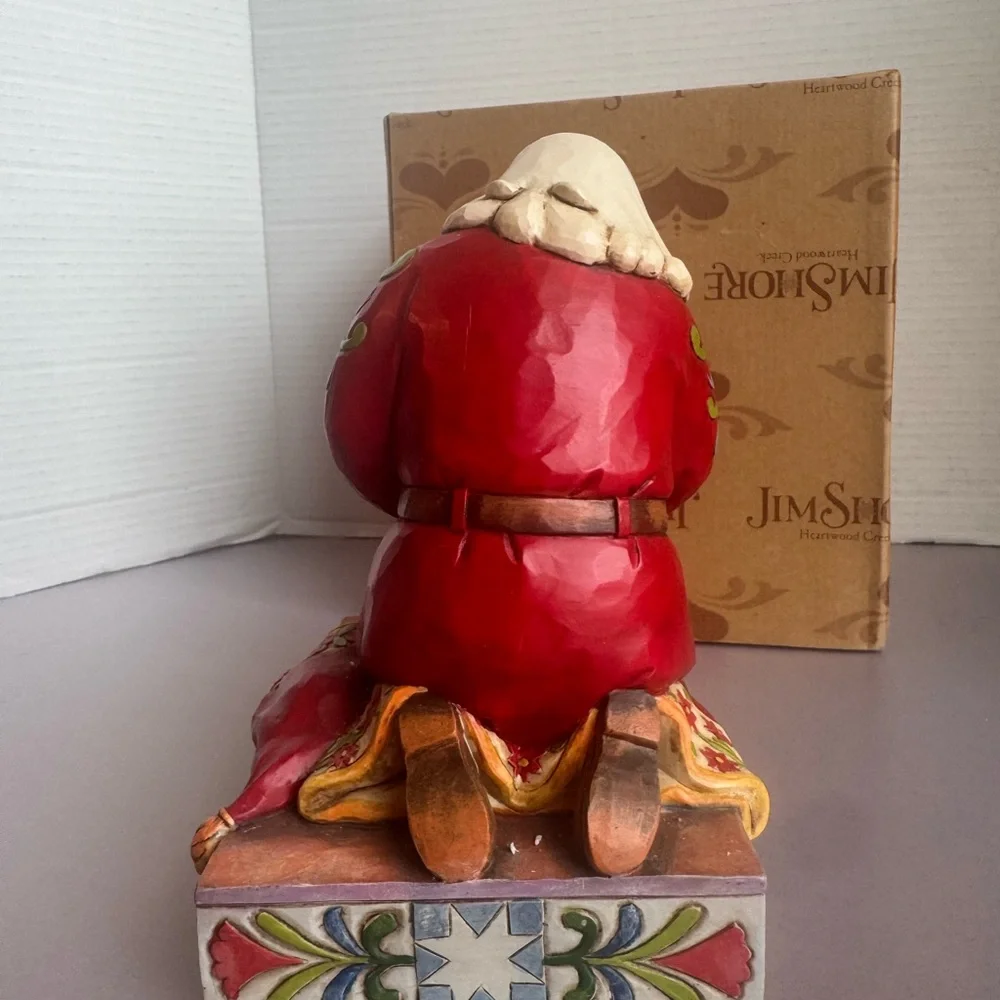 Jim Shore Heartwood Creek Santa with Baby Jesus Statue - Picture 5 of 10